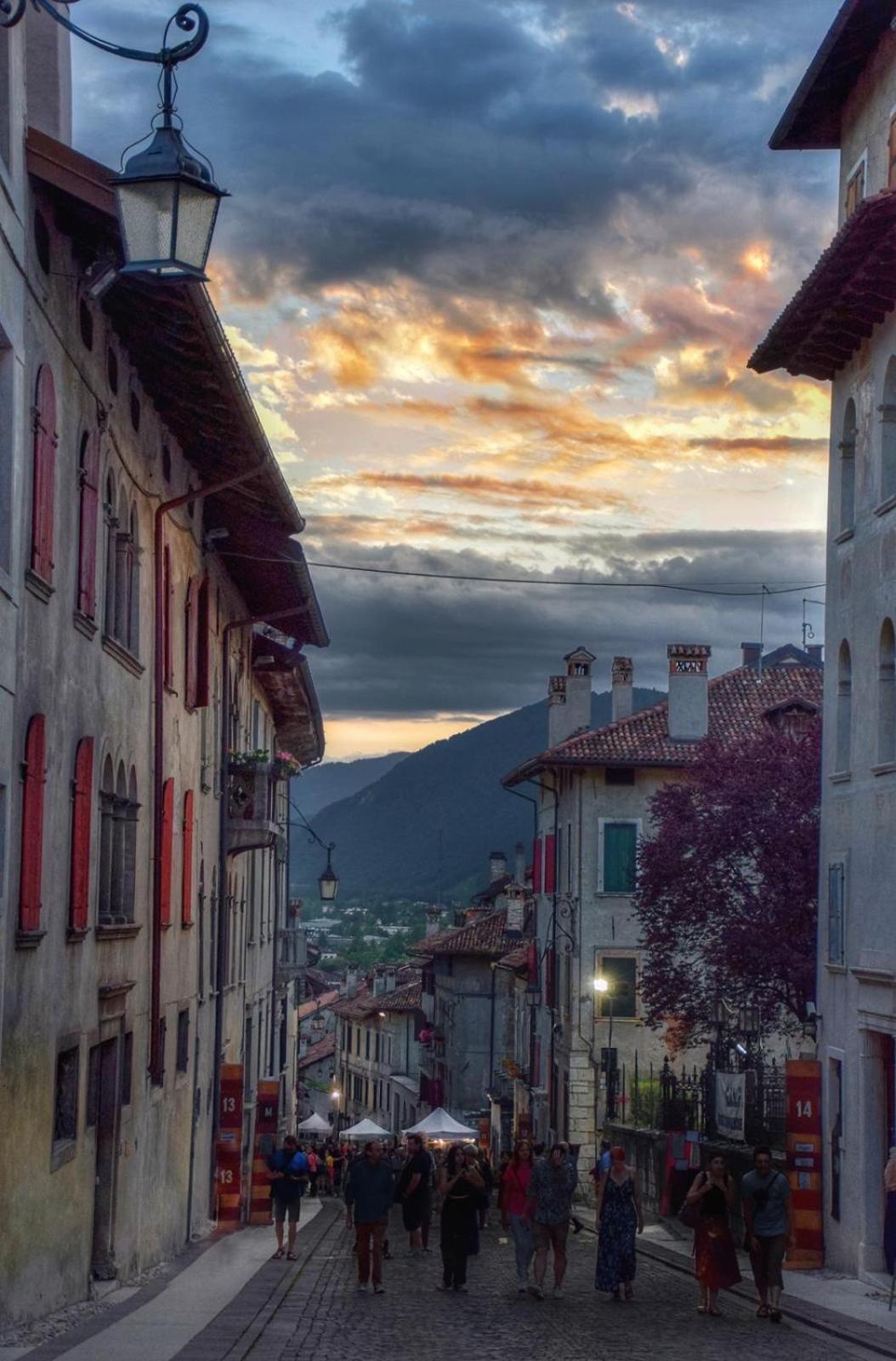 A Casa Di Checco Feltre Exterior foto